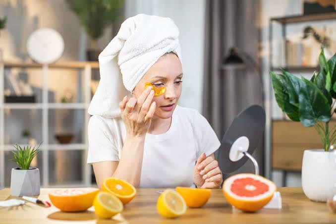 The Impact Of Diet On Skin Health: A Dermatologist’s Perspective