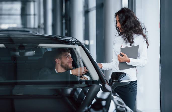 Smooth Sailing Through Vehicle Title Transfers: Simplifying Your Path to Car Ownership