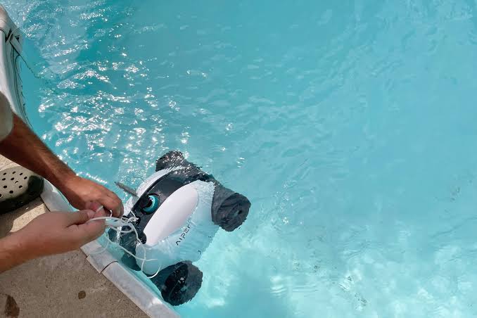 Robot Pool Cleaner Tips: How Much Does It Cost to Add Steps to a Pool?