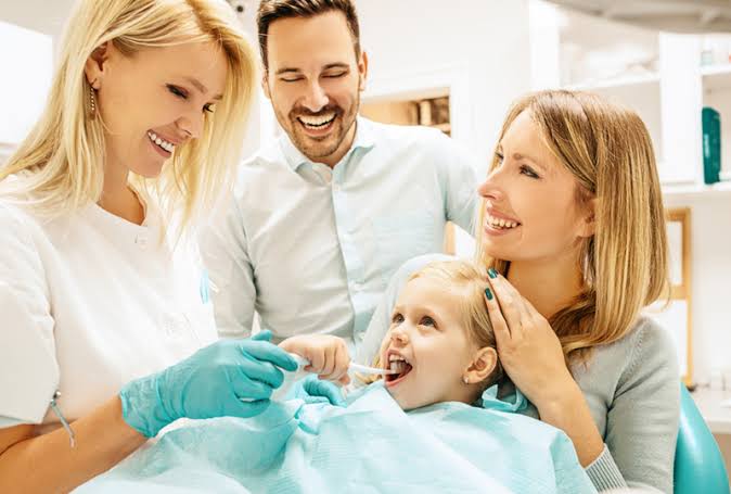 3 Reasons Families Value A Dentist Who Offers Aesthetic Options